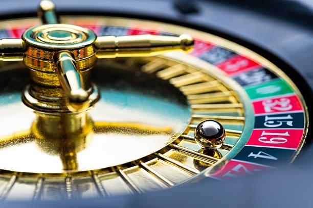Teen Patti গেমপ্লে - তিনটি কার্ড পর্যায়ক্রম